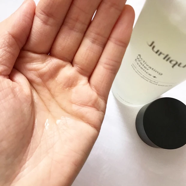 ジュリーク ハイドレイティング ウォーターエッセンス＋