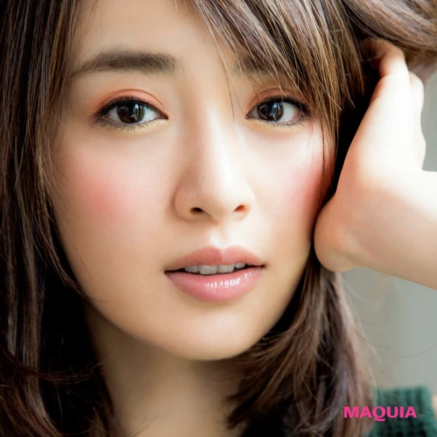 はんなり色っぽく「秋はオレンジ×ブラウンでヘルシーな目元に」