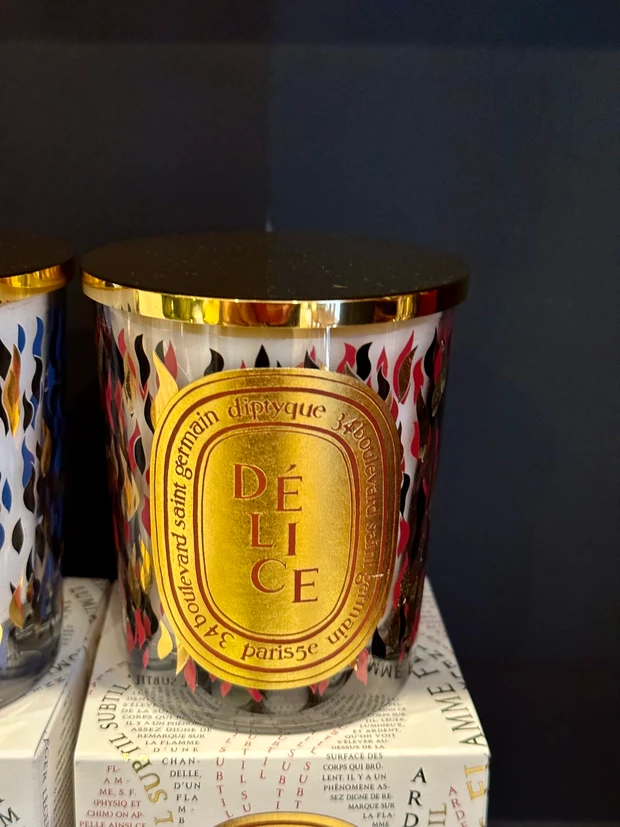 ディプティック◆今年のホリデーのテーマは「炎」。18金コーティングされたキャンドルホルダー_6_1