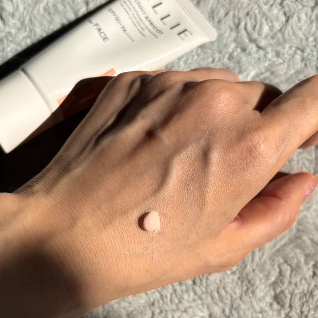 ALLIE  クロノビューティ カラーチューニングUV 02