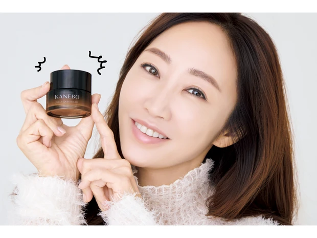 【神崎 恵さんのこれ いいよ図鑑】おすすめファンデーションはカネボウの“生肌ファンデ”