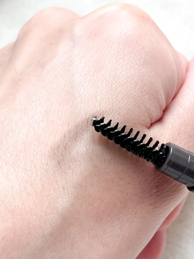 ＼セザンヌ／人気の繰り出し式アイブロウ新色！_5