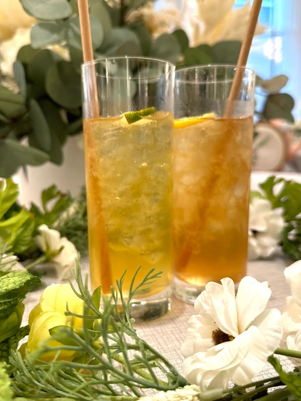 口紅型チョコレートの色までこだわった「ツインスタンドのサマーフルーツアフターンティー」_4_1