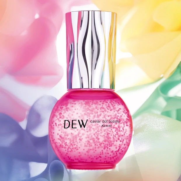 パシャッと弾けて、もっちりハリ密肌へ　DEWの新導入美容液で充実したスキ…