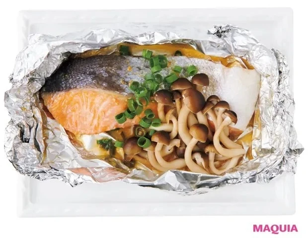 【筋トレ中におすすめの食事レシピ】鮭ときのこのホイル焼き 191kcal