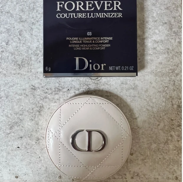 【秋メイク🍁大人艶肌が完成♡】
垢抜けメイクには欠かせない！推しコス▶︎私的ハイライトはW使いが🙆‍♀️_3_1