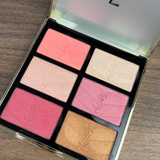 イヴ・サンローラン クチュール フェイス パレット