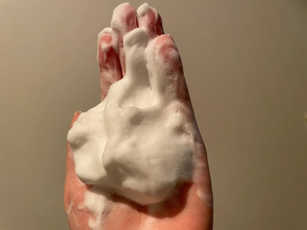 アラサー乾燥肌がiniksクリーミィ フォームを使ってみた_2_2