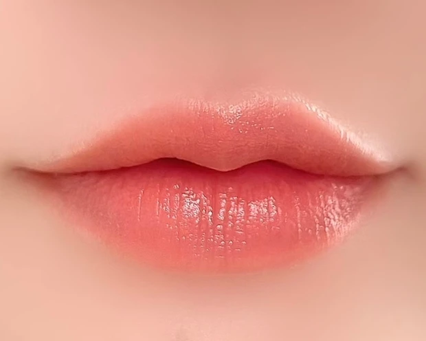 田中みな実風メイク 2022年MAQUIA4月号 表紙