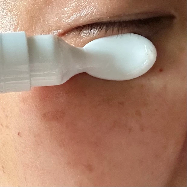 VA リンクル アイセラム