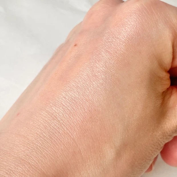 アネッサ　UV 日焼け止め