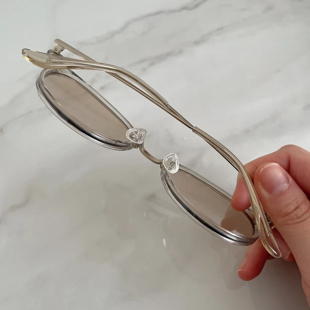 サングラス　紫外線