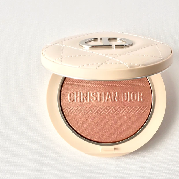 Dior(ディオール)サマーコレクション2023 フレンチ リビエラ ディオールスキン フォーエヴァー クチュール ルミナイザー 002 コーラルクルーズ