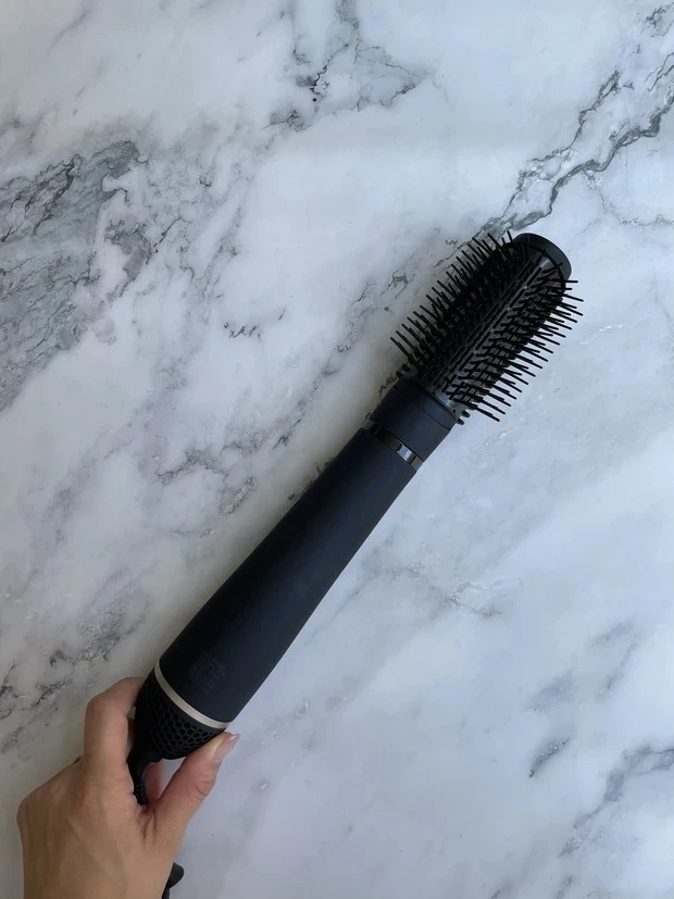 【マキアインフルエンサーの湿気対策】ホリスティックキュア ブロードライヤー_2