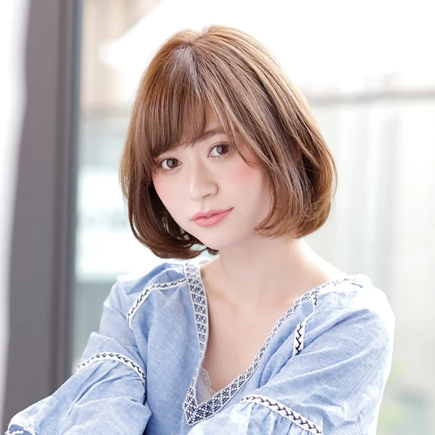 スタイリングが簡単！ふんわり爽やか、首元すっきり、夏にぴったりのエアリー…