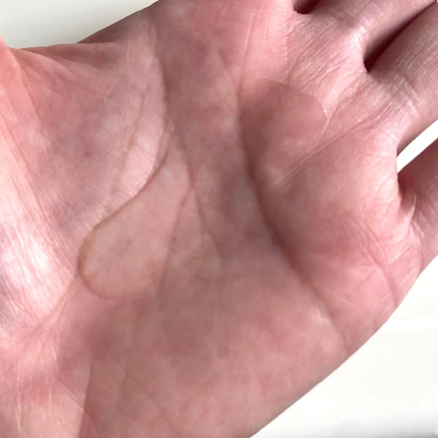 春風、花粉、ほこり、マスク荒れ..肌が本調子ではない時にも安心して使っている敏感肌用美白IHADA。_2_1