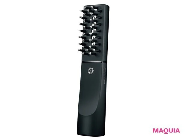 神崎 恵さんがエイジングの疑問やお悩みに回答! エイジングQ&A_デンキバリブラシ®2.0+ボディ(ボディアタッチメント、専用ローション付き) ¥217800/GMコーポレーション