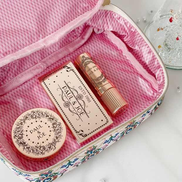 ポールアンドジョー クリスマスコフレ 2025 セット内容