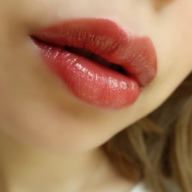 【5月のコスメ購入品シェア】全17点！新作限定アイシャドウから既存のリップやチーク、海の準備など！_3_3