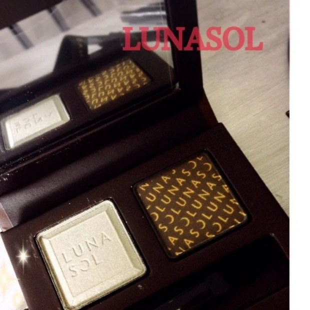 ルナソルの秋色ピスタチオグリーンでビタースイートな目元に♡