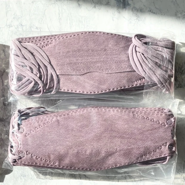 血色マスク　血色立体マスク　立体マスク　カラーマスク　不織布マスク　オシャレマスク　withマスク　コロナ　コロナ禍　マスク生活