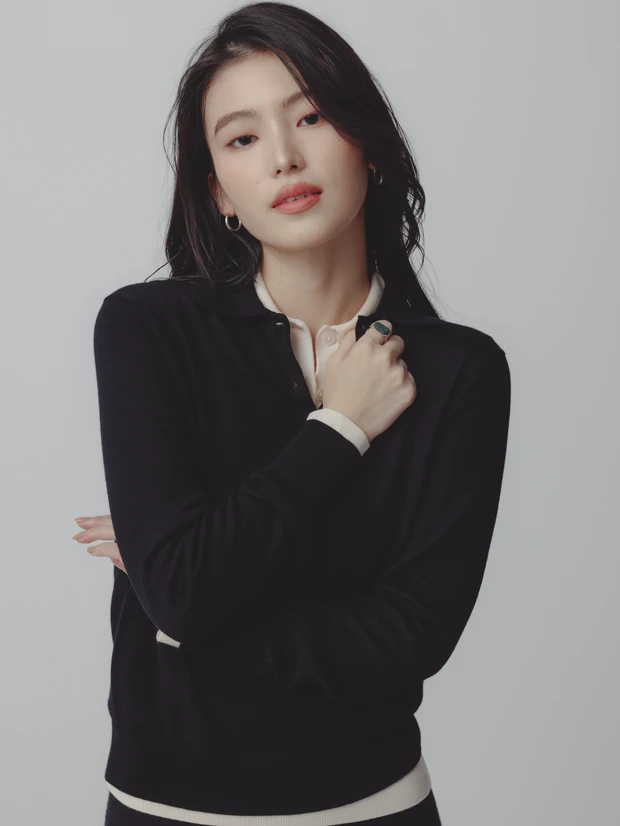 ユニクロ　UNIQLO　黒セーター　メリノポロセーター　陰影メイク　メイク