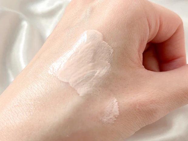 【コスメデコルテ】乾燥する季節の化粧下地はコレ。まるで美容液♡なロージーグロウライザーでツヤ肌作り。_2_2