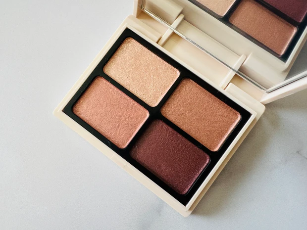 エナモルのニュアンスカラーアイズ(ウォームピンク)