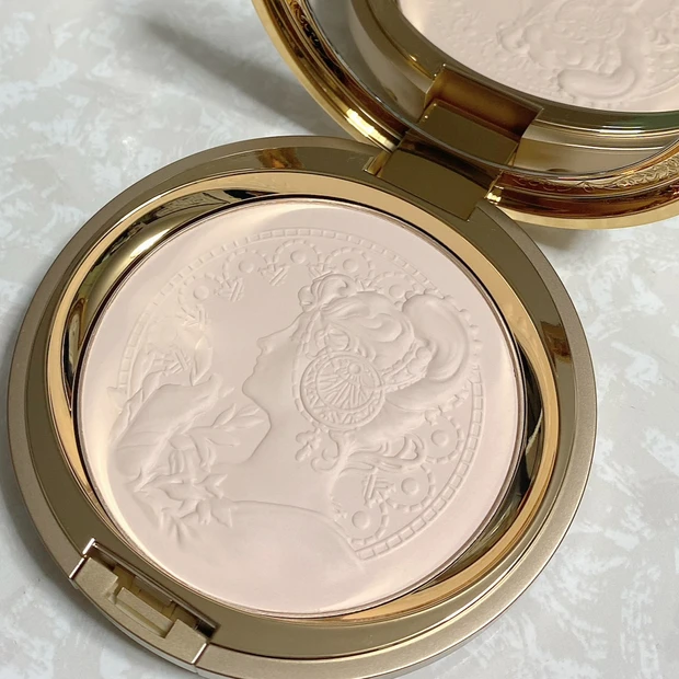 【ミラノコレクション2025】仕上がりも見た目も全てが美しすぎる！ミュシャコラボ_3