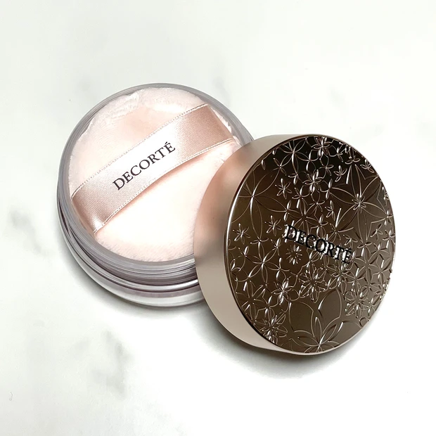 コスメデコルテ ルース パウダー 02　メンズ美容　ポーチの中身