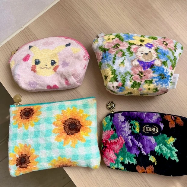 【What’s in my pouch】30代女子。気になるポーチの中身をご紹介♡_1