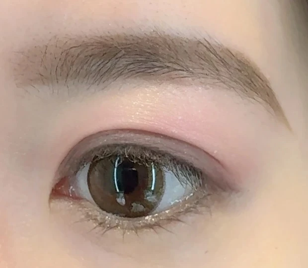 スナイデル ビューティ アイデザイナー n 02 Dress up Pink スウォッチ