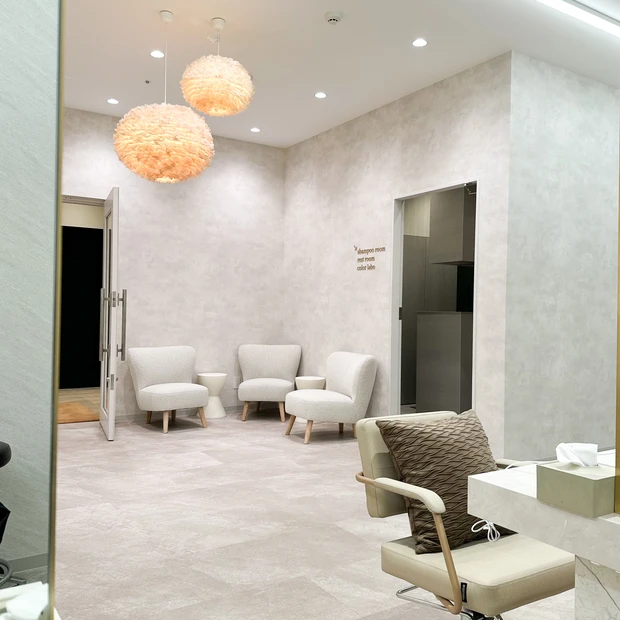 【梅雨のくせ毛対策】酸性ストレートって知ってる？2ヶ月先まで予約の取れないサロン「sins」に行ってみた！_3