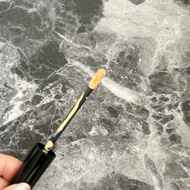 カネボウ デザイニングカラーリクイド テクスチャー