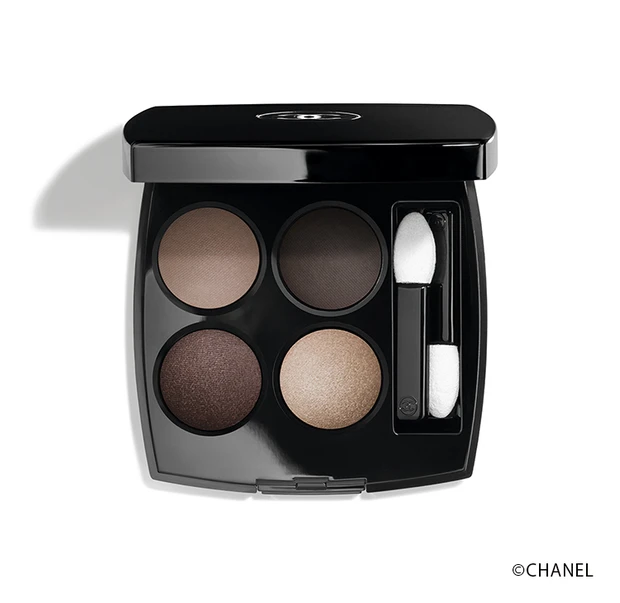 シャネル(CHANEL) レ キャトル オンブル 322 ブラーリー グレイ