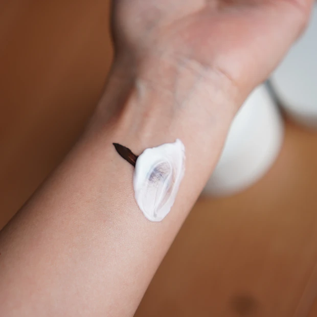 7秒間のハンドプレスで潤うと落とすが一度に叶うクレンジング_3