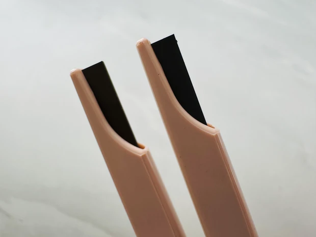 キャンメイクのスタイリングエッジアイブロウ