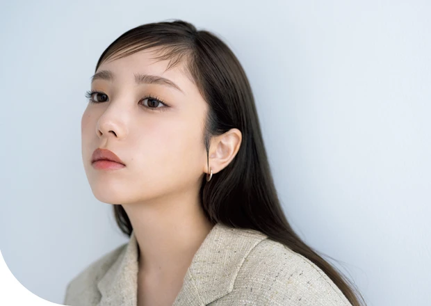 リップ以外は思い切ってカラーレスに