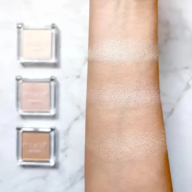 うるみハイライター全色のスウォッチ