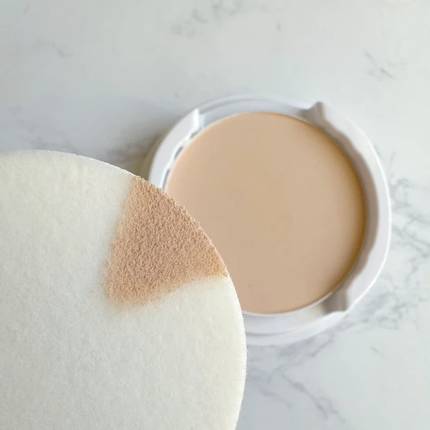 ファンデーション 化粧品 コスメ