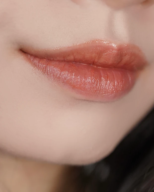 表紙メイク　CHANEL リップ