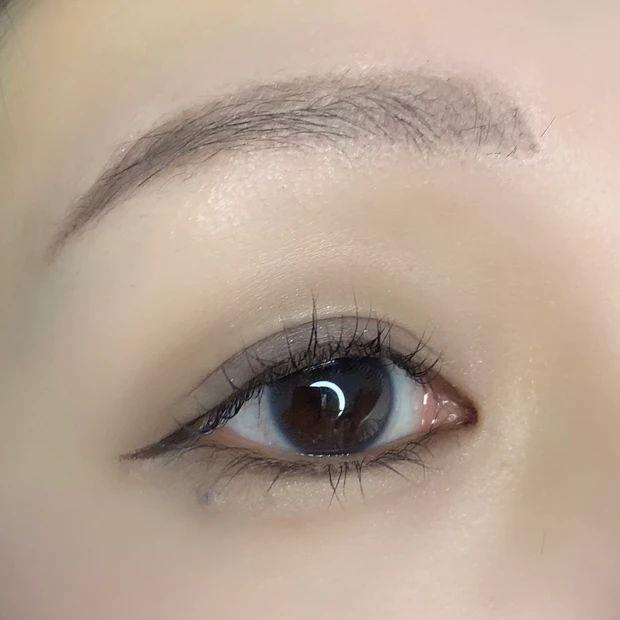 SUQQU シグニチャー カラー アイズ S03 霜来 クールトーンアイメイク