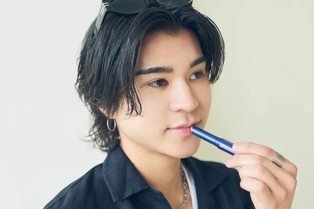 メンズにおすすめのリップ14選|唇に潤い・血色を加えて好印象に!_9