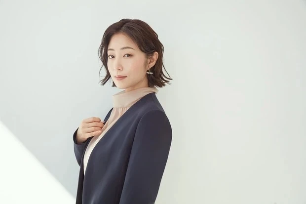 春の【ハレの日メイク】MEGUMIさんに聞く、フォーマルなセットアップにあわせるメイク&ヘアは?