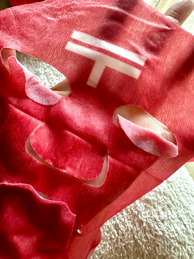 (先着）対象郵便局で荷物を出せばもらえる！！4/1の嘘じゃない、顔に「貼る」ゆうぱっく！_2