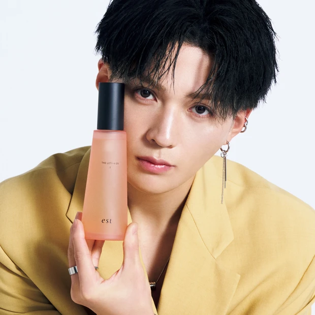 【八木勇征×estで潤い、さらに進化】砂漠のような乾燥環境でも潤いが続く…