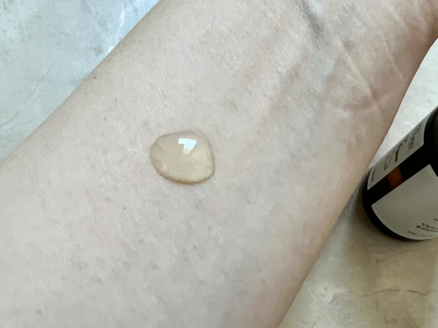 【ビタミンC美容液】ケアナボーテVC10美容液で毛穴レス＆透明感アップを叶える_2_1