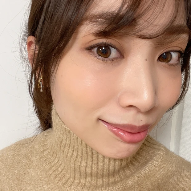 ローラメルシエ　チーク　うさぎ　2023