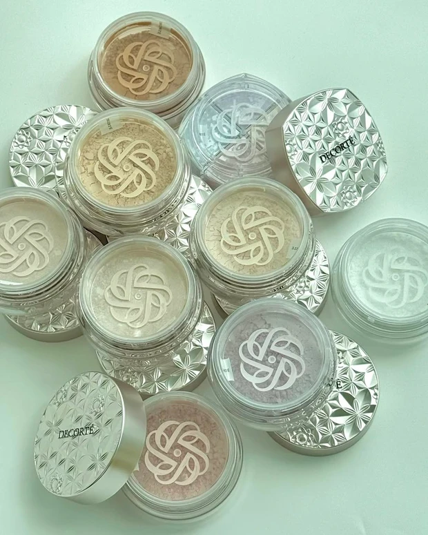 コスメデコルテ 「ルース パウダー」 ミニサイズ