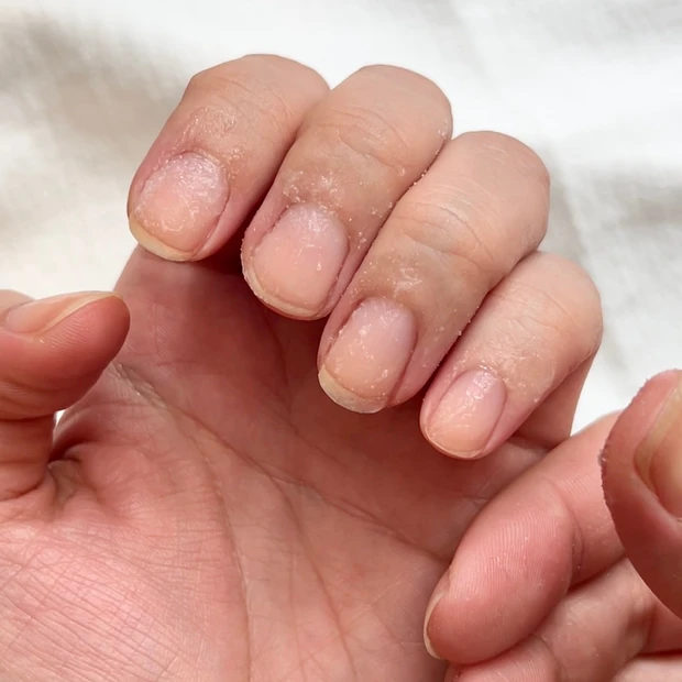 【ネイル】”爪育”してる？爪にもスクラブケアや美容液を♡田中みな実さんも愛用している自爪ケアアイテムをご紹介！_4_2